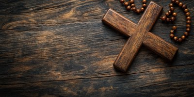 Christian Cross On Wood Bible And Rosary Beads Ov Ef88c940 032b 4967 9307 C8341a2d7e70 3 Gigapixel Standard 6x
